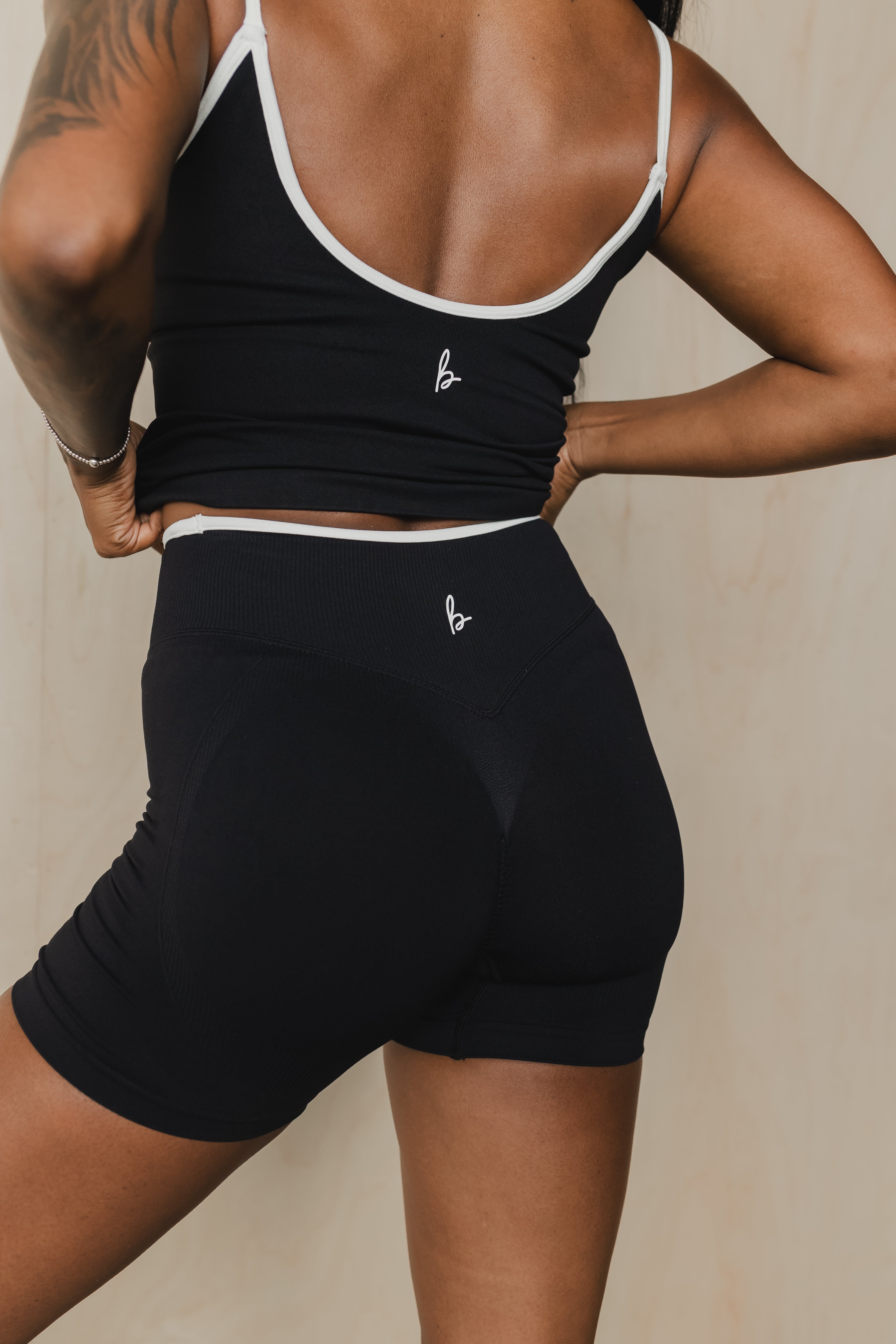 Sculpt Shorts *Booty Lift