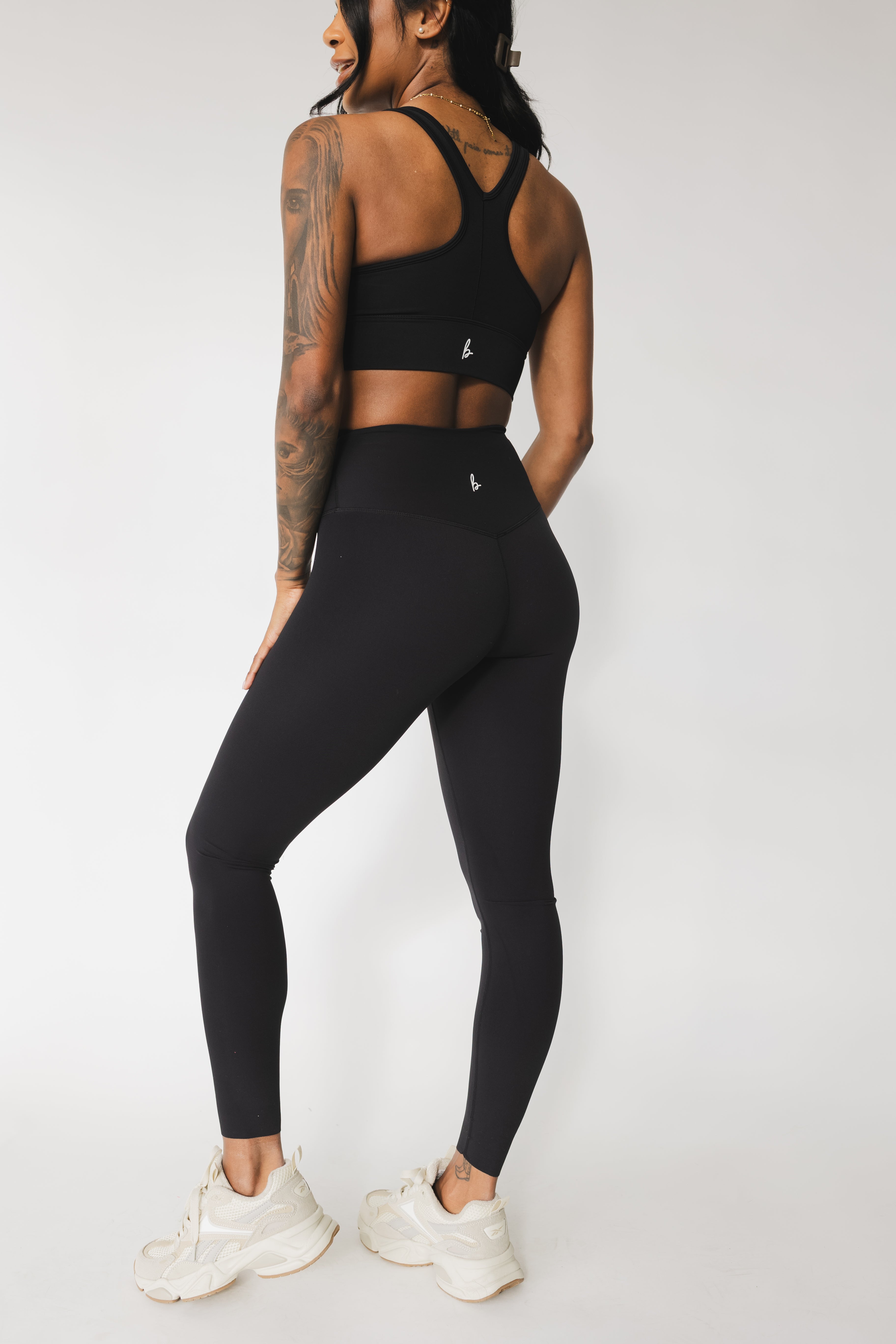 Olivia Pant