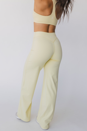 Essentials Wide Leg Pant PETITE