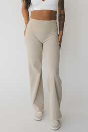 Essentials Wide Leg Pant PETITE