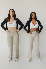 Essentials Wide Leg Pant PETITE